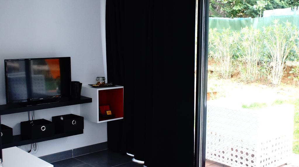 La Villa Blanche Sanary-sur-Mer Bilik gambar