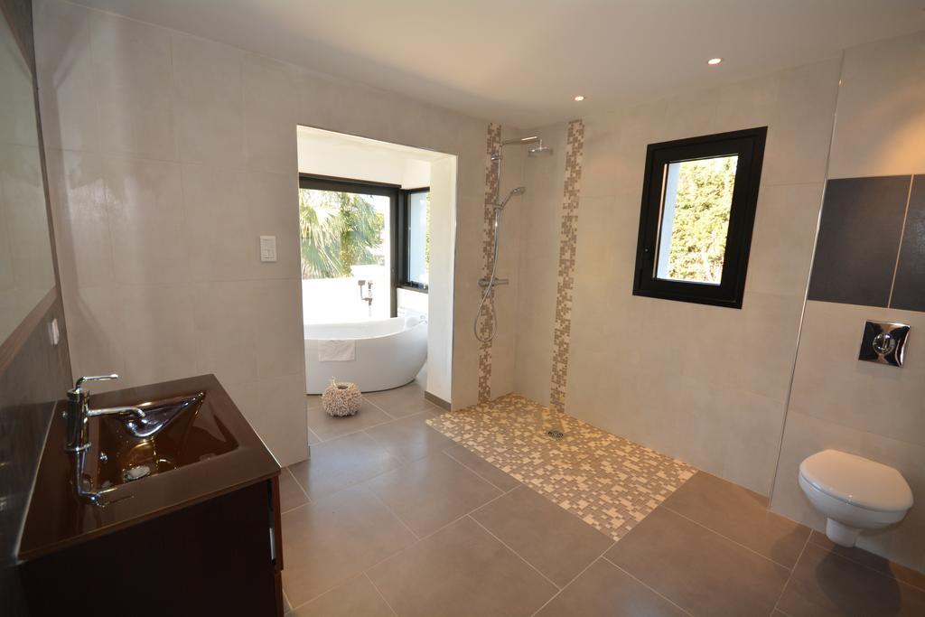 La Villa Blanche Sanary-sur-Mer Bilik gambar