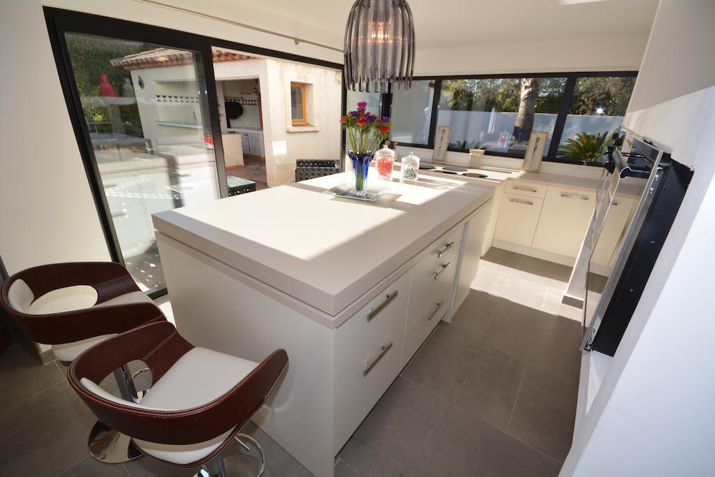 La Villa Blanche Sanary-sur-Mer Luaran gambar