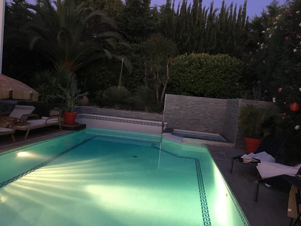 La Villa Blanche Sanary-sur-Mer Luaran gambar